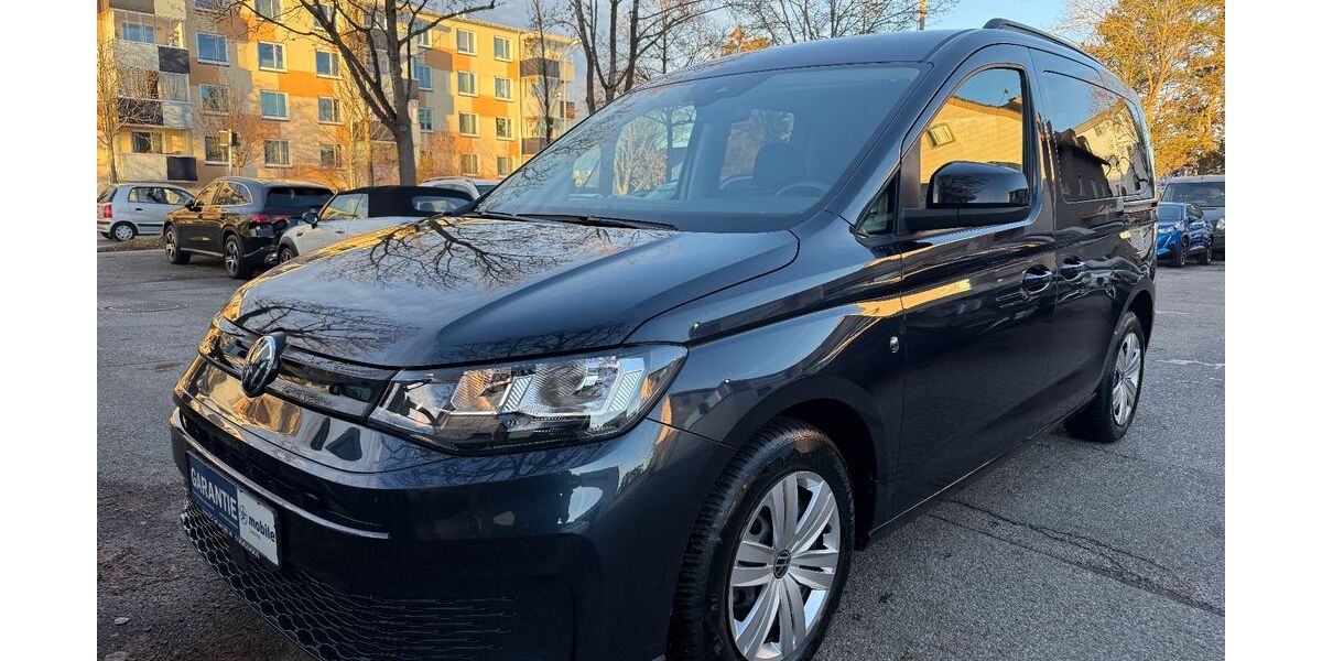 VW Caddy 17.380 km 29.900 € München 81243