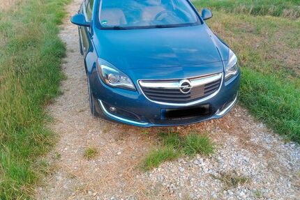 Opel Insignia 125.789 km 10.200 € Wellheim 91809