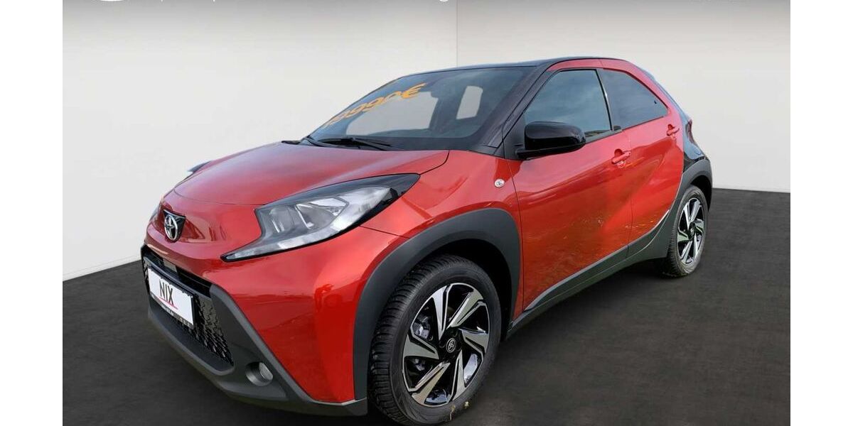 Toyota Aygo (X) 3.000 km 19.900 &euro; Petersberg 36100