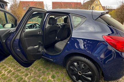 Opel Astra 152.600 km 3.900 &euro; Ditzingen 71254