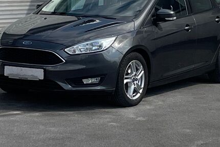 Ford Focus 148.000 km 6.250 € Neumünster 24539
