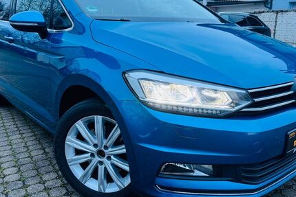 VW Touran 117.529 km 15.990 &euro; Mannheim 68307