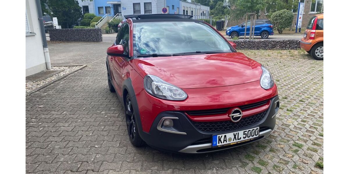 Opel Adam 32.000 km 15.900 &euro; Karlsruhe 76135