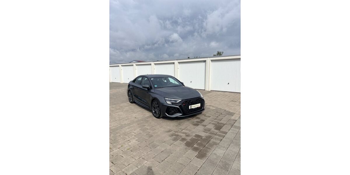 Audi RS3 17.000 km 65.499 &euro; Burgau 89331