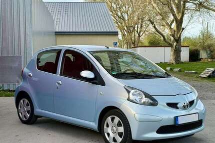 Toyota Aygo 145.000 km 1.999 &euro; Dreieich 63303
