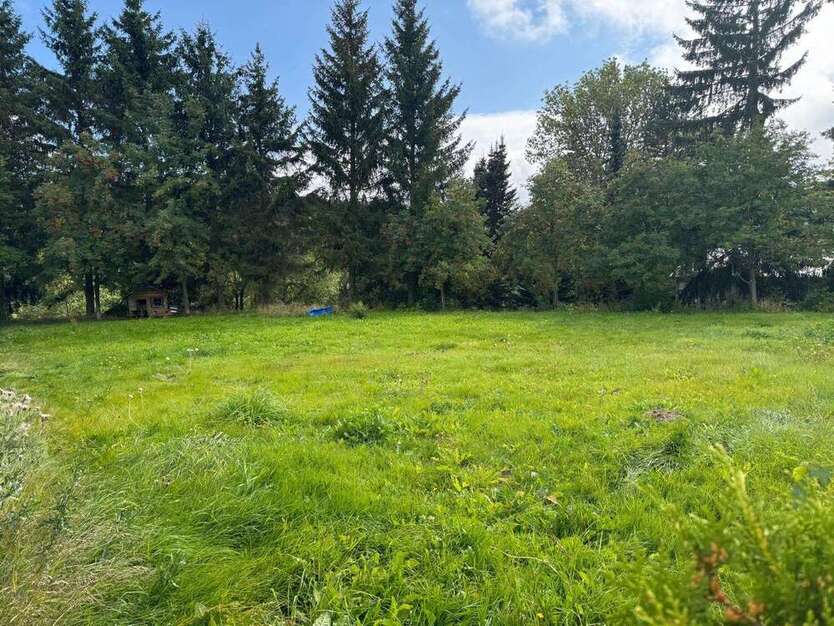 Grundstück zu verkaufen in Oberwiesenthal 68.000 € 2065 m²