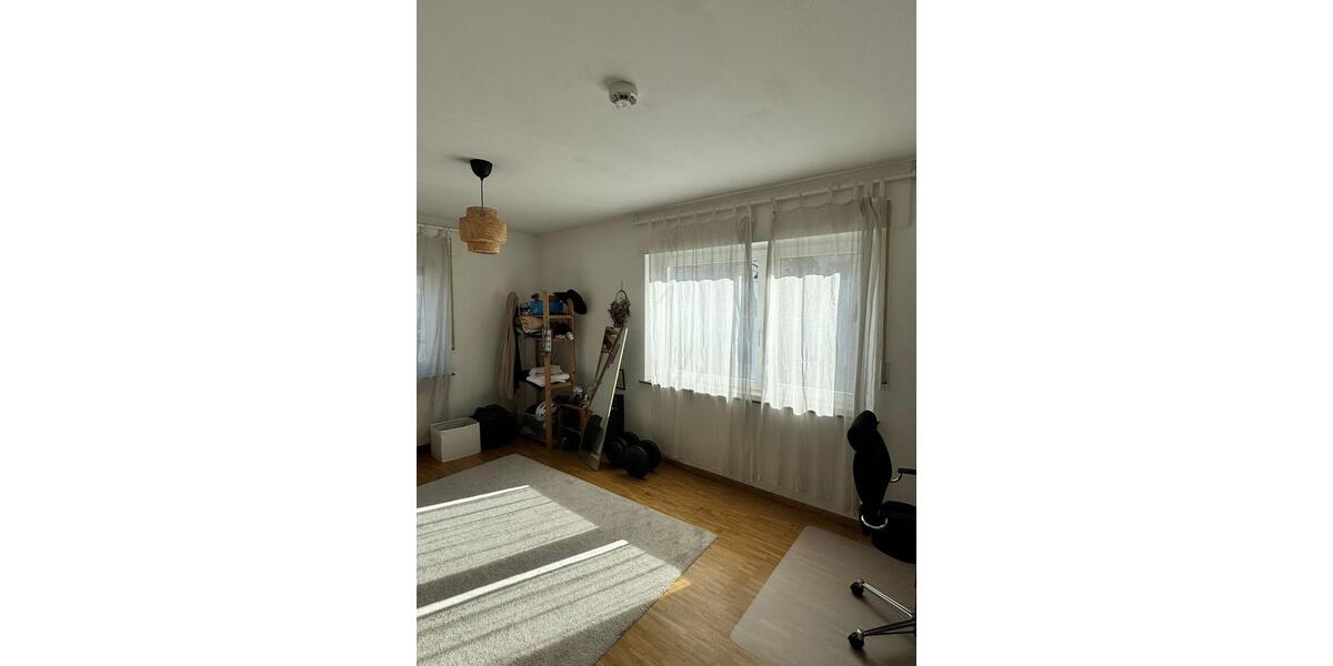Etagenwohnung Emmendingen - 4 Zimmer, 100 m&sup2;, 1.100&euro; | Angebot:26366225