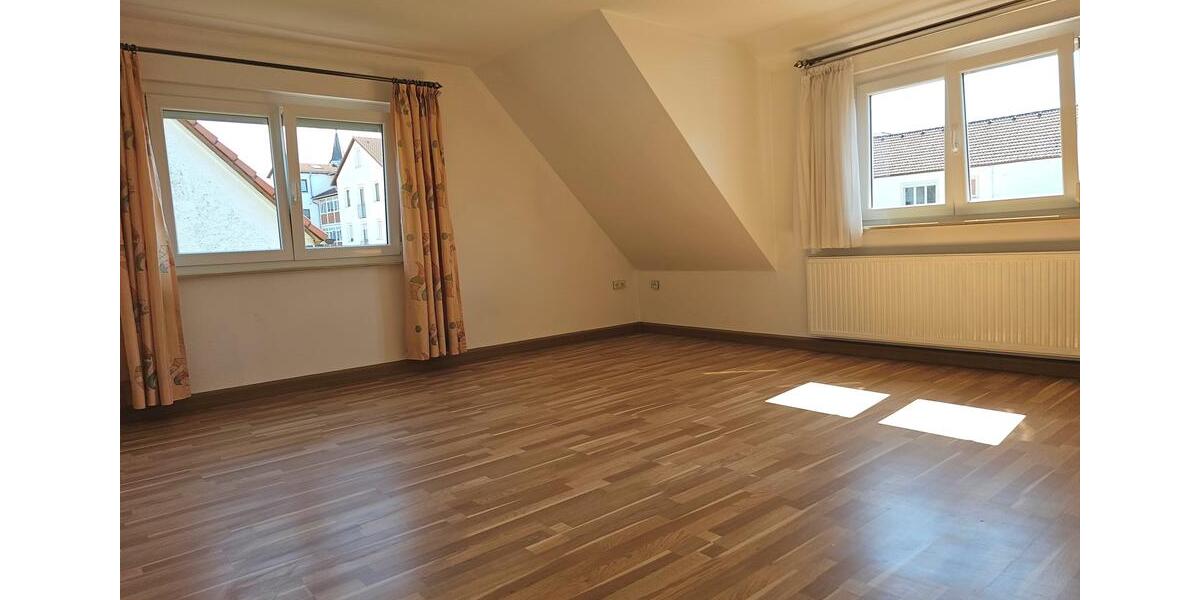 Doppelhaushälfte Nattheim - 7 Zimmer, 167 m&sup2;, 2.500&euro; | Angebot:22624871