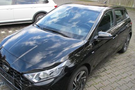 Hyundai i20 56.650 km 14.490 € Verl 33415
