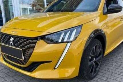 Peugeot 208 29.500 km 21.489 &euro; Weimar-Süßenborn 99425