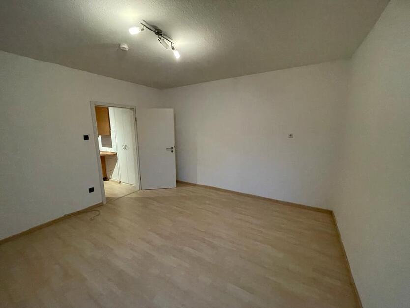 ruhig gelegene, Wohnung ggfs. mit Stellplatz in Unna Königsborn zimmer