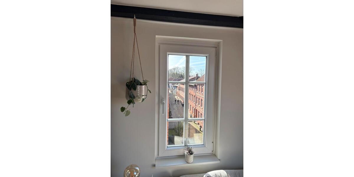 Dachgeschoßwohnung Lüneburg - 1 Zimmer, 35 m&sup2;, 710&euro; | Angebot:26593224
