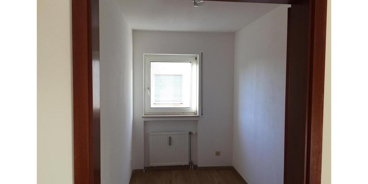 Dachgeschoßwohnung Rastatt - 2.5 Zimmer, 83 m&sup2;, 260.000&euro; | Angebot:26699602