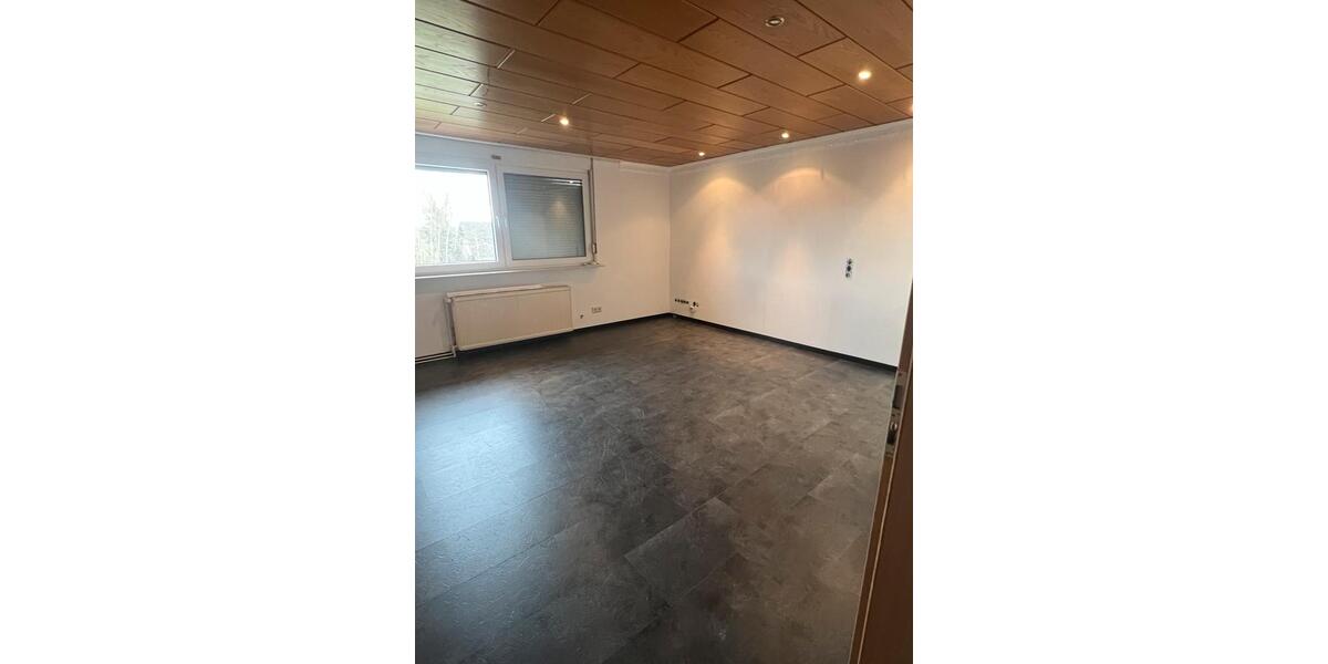 Etagenwohnung Löhne - 4 Zimmer, 78 m&sup2;, 800&euro; | Angebot:25057380