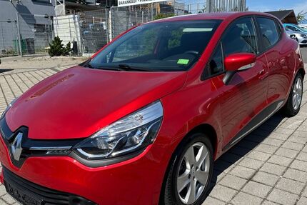 Renault Clio 29.700 km 10.590 &euro; Mahlow 15831