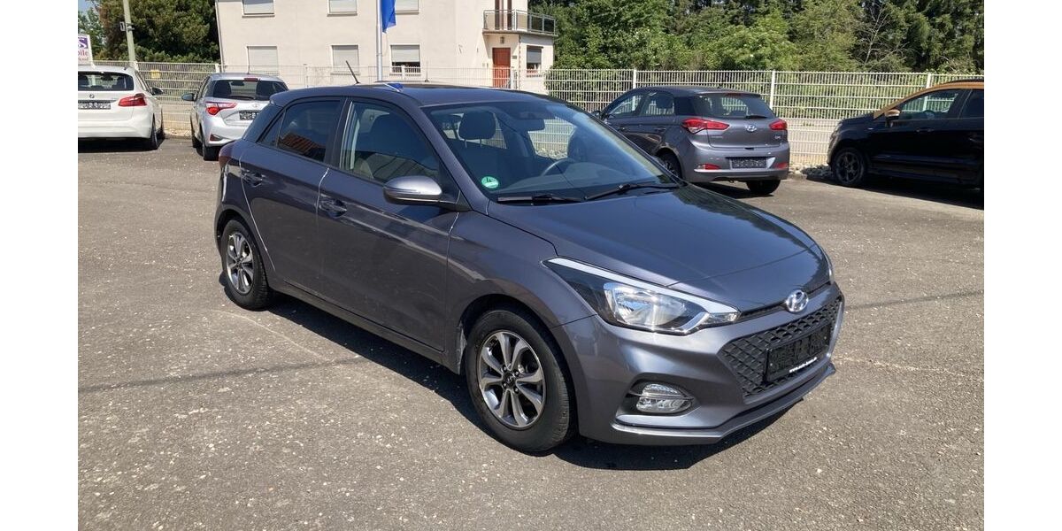 Hyundai i20 35.900 km 10.990 &euro; Bruchmühlbach 66892