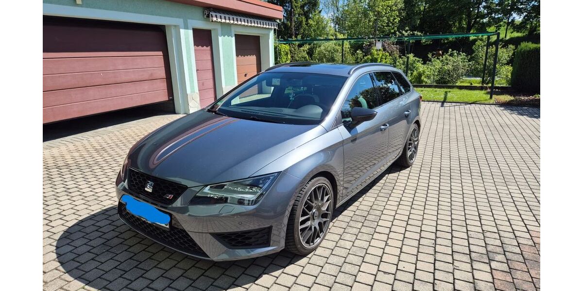 Cupra Leon 78.400 km 21.500 &euro; Käbschütztal 01665