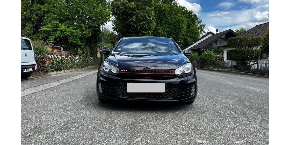 VW Golf 318.000 km 5.200 &euro; Nürnberg 90439