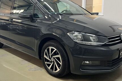 VW Touran 236.330 km 14.990 &euro; Ronnenberg 30952