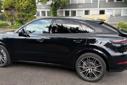 Porsche Cayenne 111.000 km 66.200 &euro; Bonn 53111