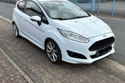 Ford Fiesta 152.000 km 4.499 &euro; Boffzen 37691