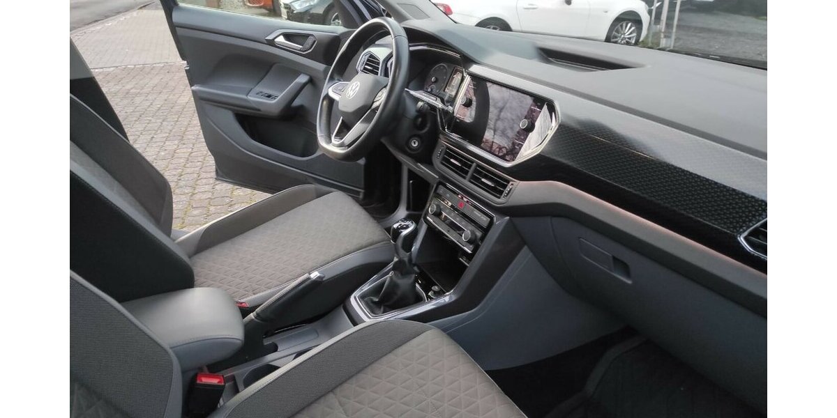 VW T-Cross 1,0 TSI Style NAVI/LED/SHZ/PDC 36.523 km 17.500 &euro; Höchstenbach 57629