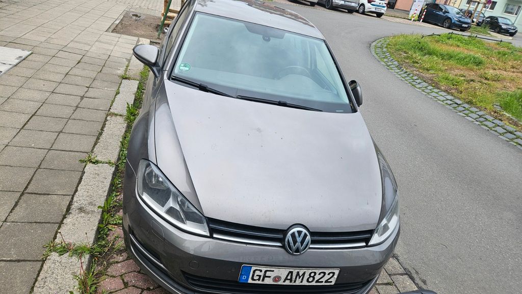 VW Golf 222.000 km 3.500 &euro; Rühen 38471