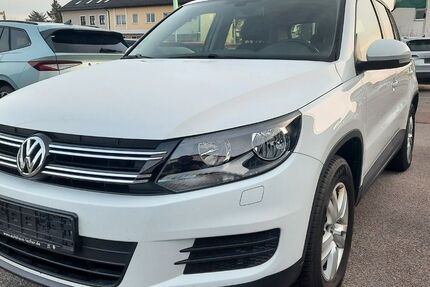 VW Tiguan 79.500 km 12.490 &euro; Altfalter 92548