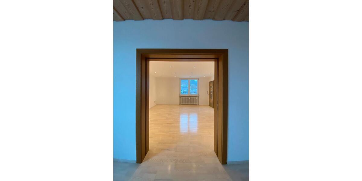 Etagenwohnung Biessenhofen - 4 Zimmer, 99 m&sup2;, 1.050&euro; | Angebot:26278735