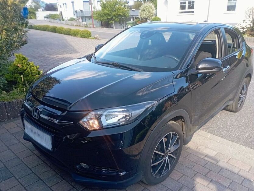 HR-V