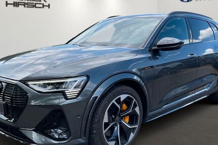 Audi e-tron 33.480 km 47.990 € Chemnitz 09120