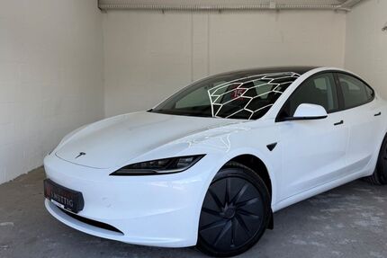 Tesla Model 3 8.000 km 40.890 &euro; Bad Langensalza 99947