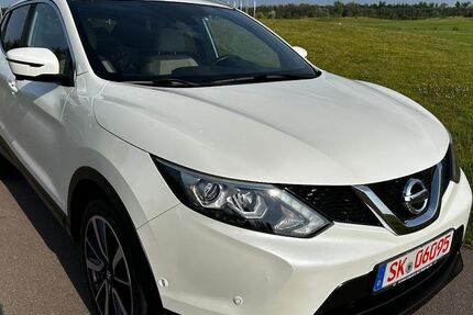 Nissan Qashqai 134.000 km 12.199 &euro; HALLE 06116
