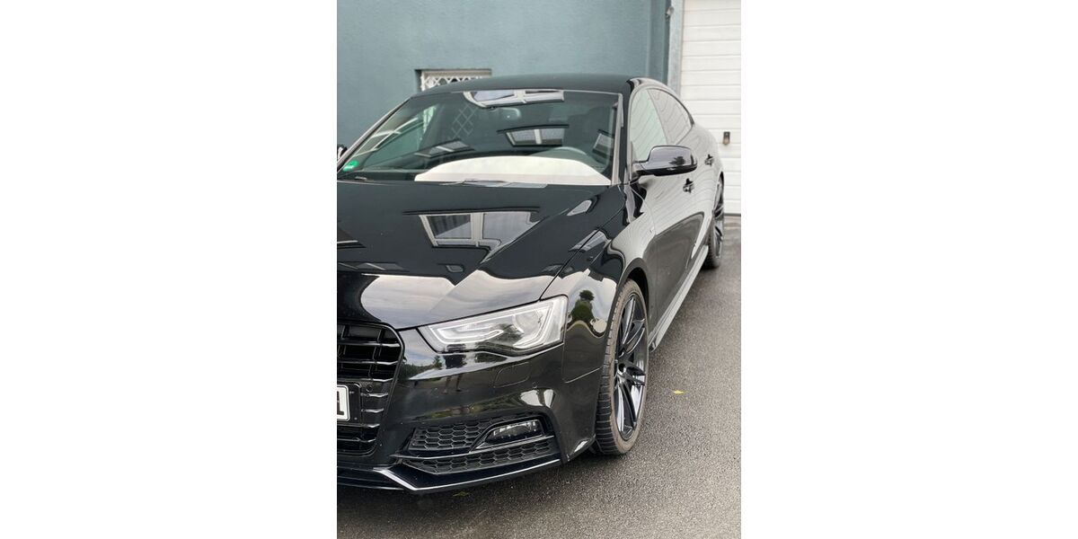 Audi A5 120.300 km 23.990 &euro; Treuen 08233