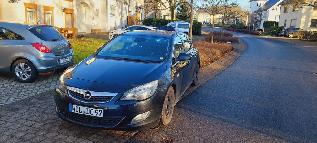 Opel Astra 179.500 km 2.899 &euro; Talling 54426