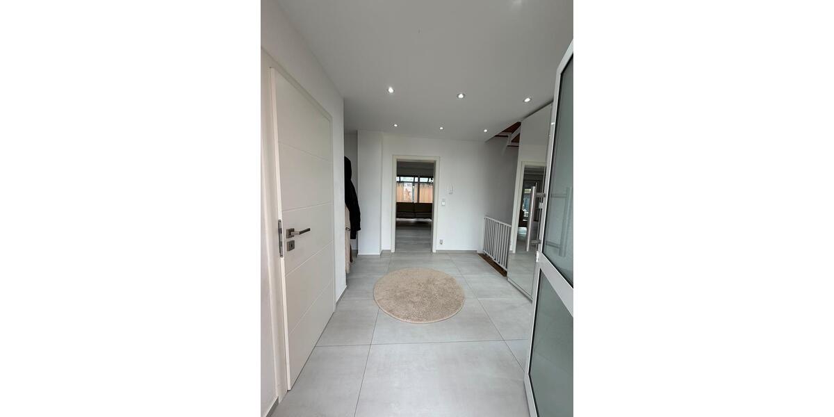 Einfamilienhaus Liederbach am Taunus - 7 Zimmer, 150 m&sup2;, 5.000&euro; | Angebot:26226434