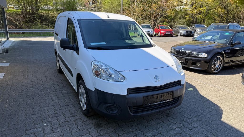 Peugeot Partner 262.566 km 3.999 &euro; Freudenberg 57258