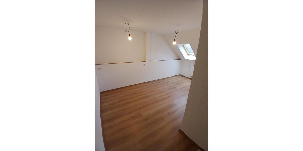 Etagenwohnung Waldheim - 2 Zimmer, 52 m&sup2;, 311&euro; | Angebot:25917459