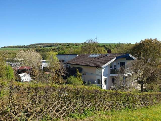 Einfamilienhaus Bad Mergentheim - 8 Zimmer, 240 m&sup2;, 520.000&euro; | Angebot:26697105