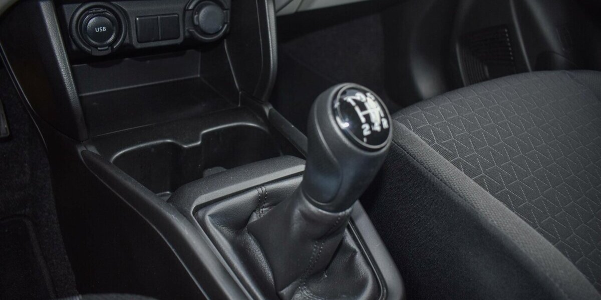 Suzuki Swift Club 1.2l M/T Dualjet Hybrid 26.700 km 15.450 &euro; Höchberg-Würzburg 97204