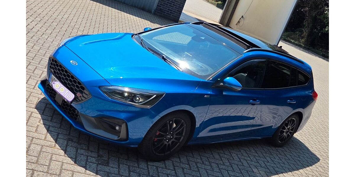 Ford Focus 152.000 km 13.800 &euro; Hoogstede 49846