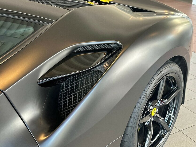 F8 Tributo Racing|Lift|Carbon|Service neu|Garantie