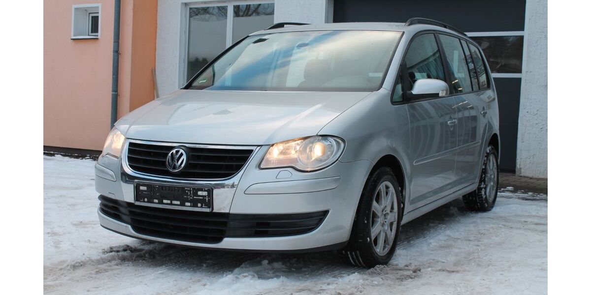 VW Touran 199.950 km 5.490 &euro; Augustdorf 32832
