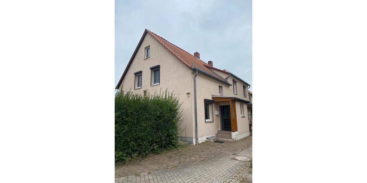 Doppelhaushälfte Weißenfels - 7 Zimmer, 120 m&sup2;, 125.000&euro; | Angebot:26982561
