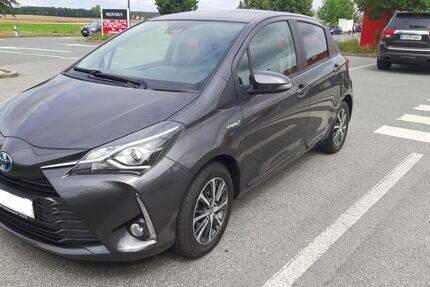 Toyota Yaris 32.000 km 14.900 € Obermichelbach 90587