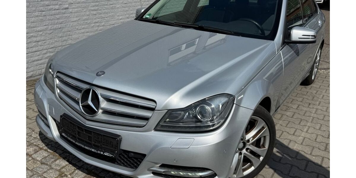Mercedes-Benz C 250 145.000 km 8.000 &euro; Berlin, BRITZ 12347