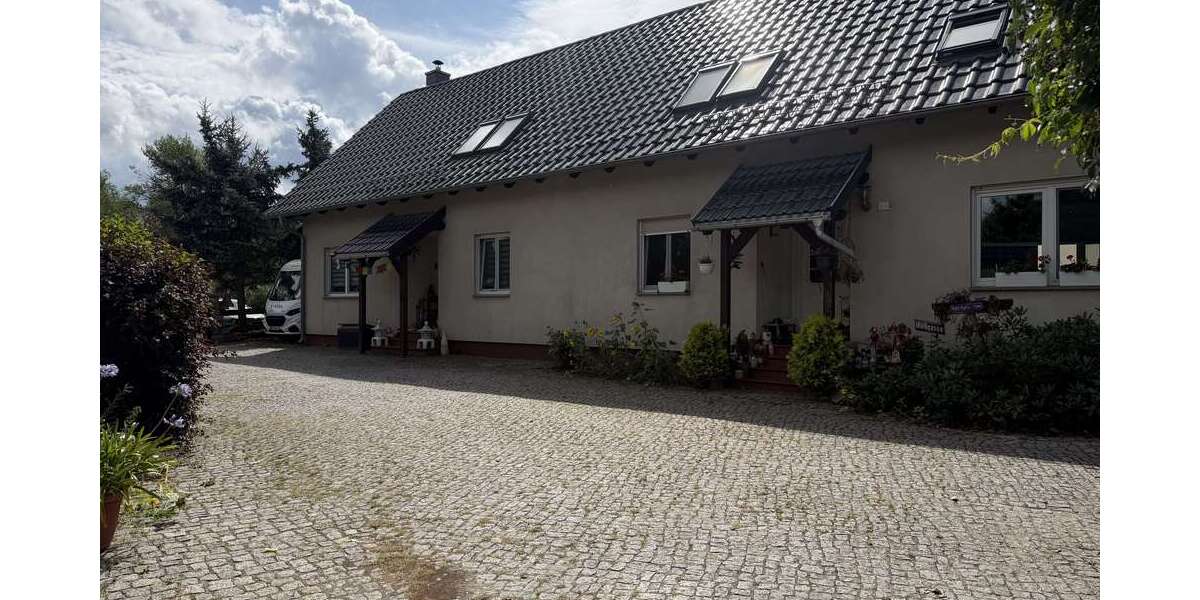 Einfamilienhaus Drebkau - 8 Zimmer, 240 m&sup2;, 368.000&euro; | Angebot:27440586