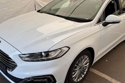 Ford Mondeo 145.745 km 14.990 &euro; Röttenbach 91187