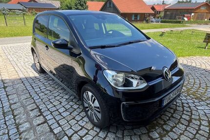 VW e-up! 51.000 km 14.500 &euro; Tirschenreuth 95643