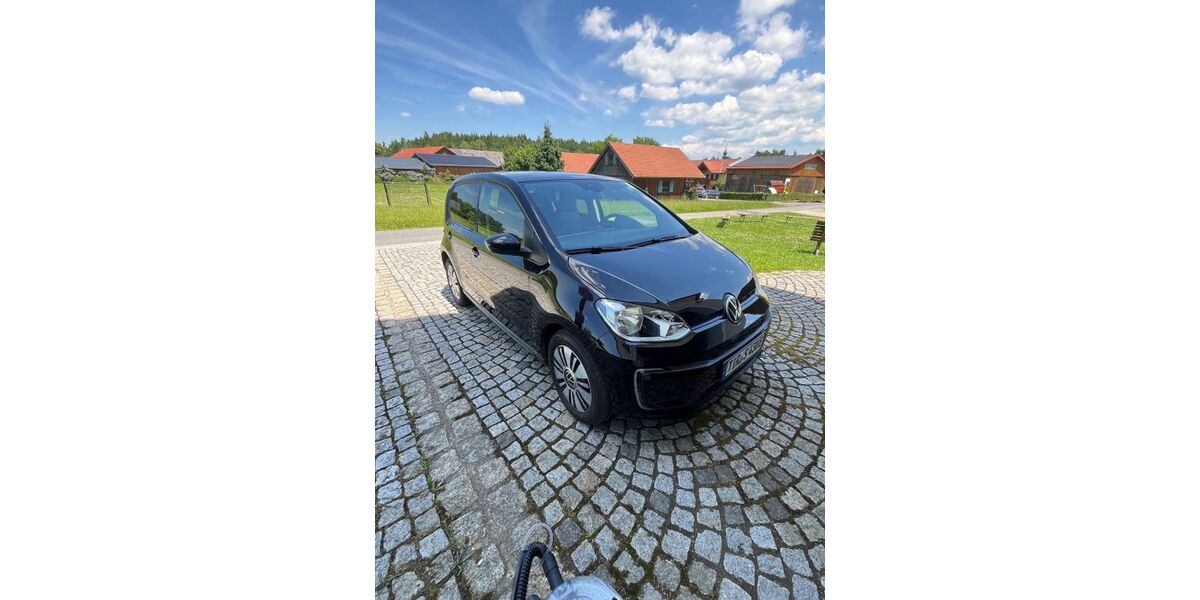 VW e-up! 51.000 km 14.500 &euro; Tirschenreuth 95643